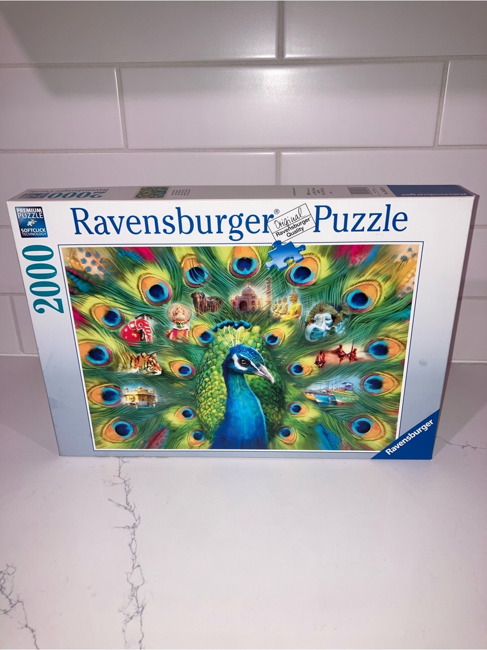 2000 Piece Land Of The Peacock Jigsaw Puzzle - Ravensburger